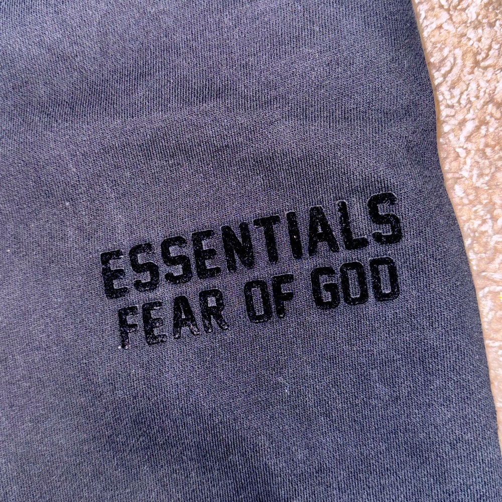 Essential pants uncuffed